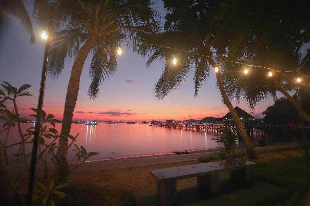Laprima Hotel Labuan Bajo Zewnętrze zdjęcie