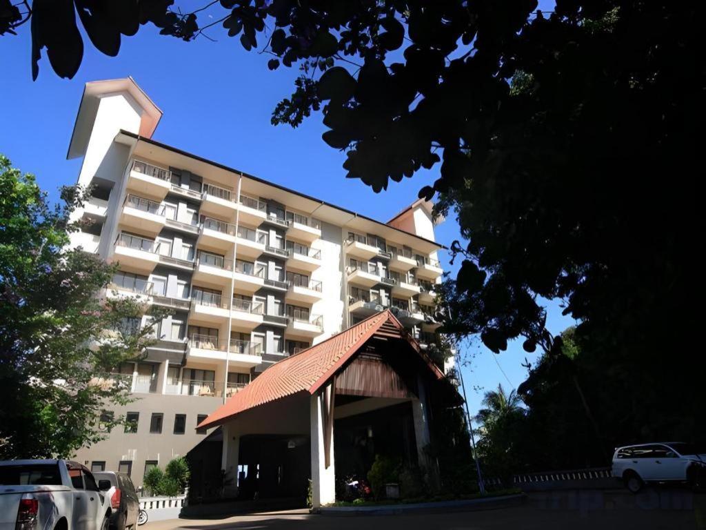 Laprima Hotel Labuan Bajo Zewnętrze zdjęcie