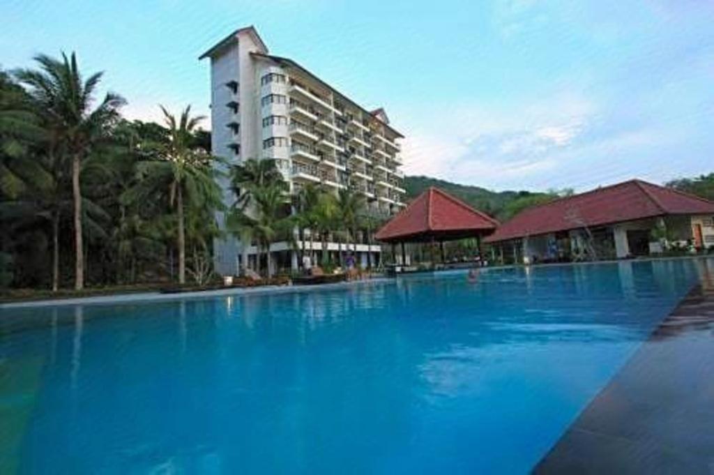 Laprima Hotel Labuan Bajo Zewnętrze zdjęcie