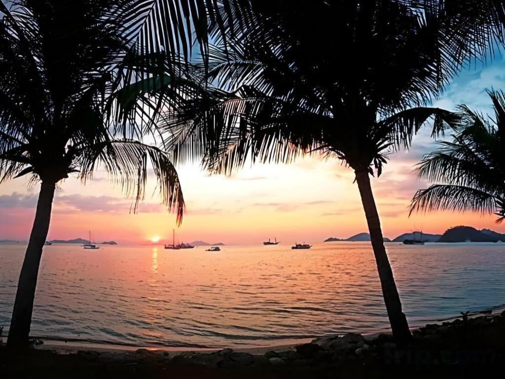 Laprima Hotel Labuan Bajo Zewnętrze zdjęcie
