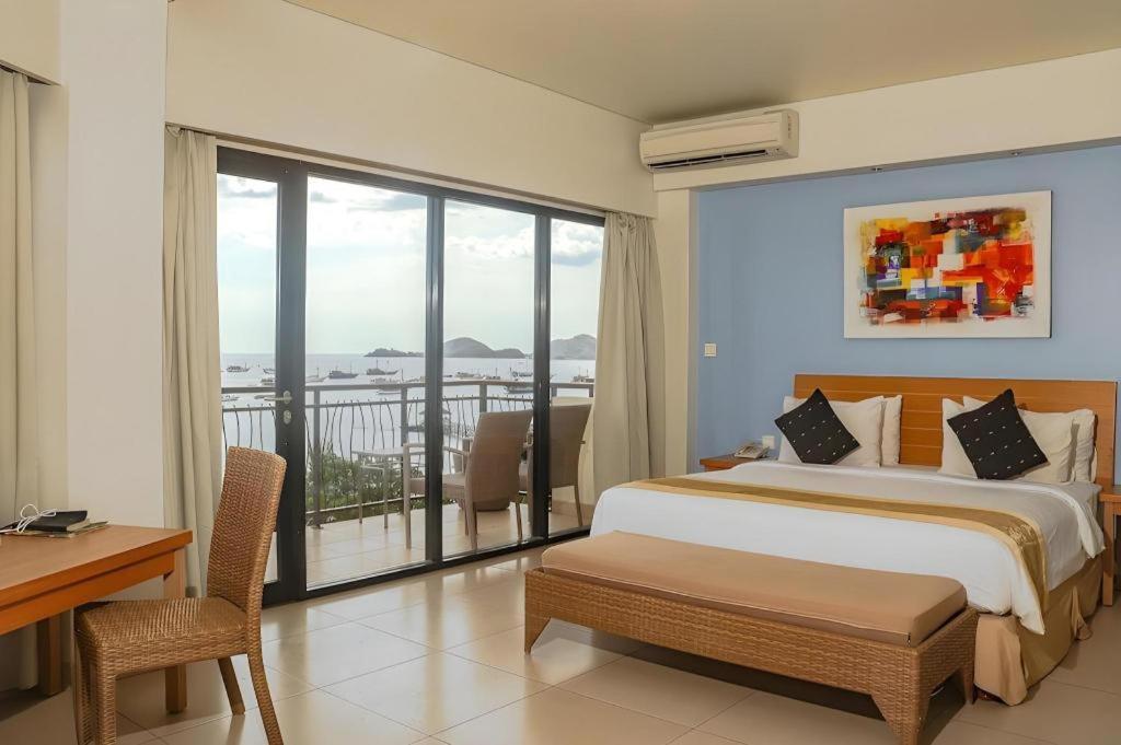 Laprima Hotel Labuan Bajo Zewnętrze zdjęcie
