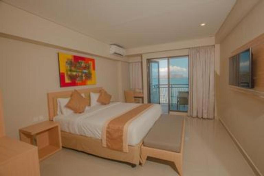 Laprima Hotel Labuan Bajo Zewnętrze zdjęcie