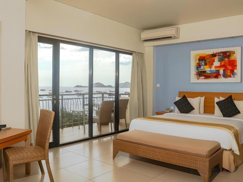 Laprima Hotel Labuan Bajo Zewnętrze zdjęcie