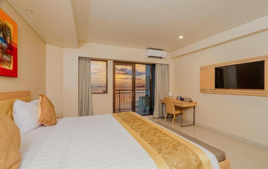 Laprima Hotel Labuan Bajo Zewnętrze zdjęcie