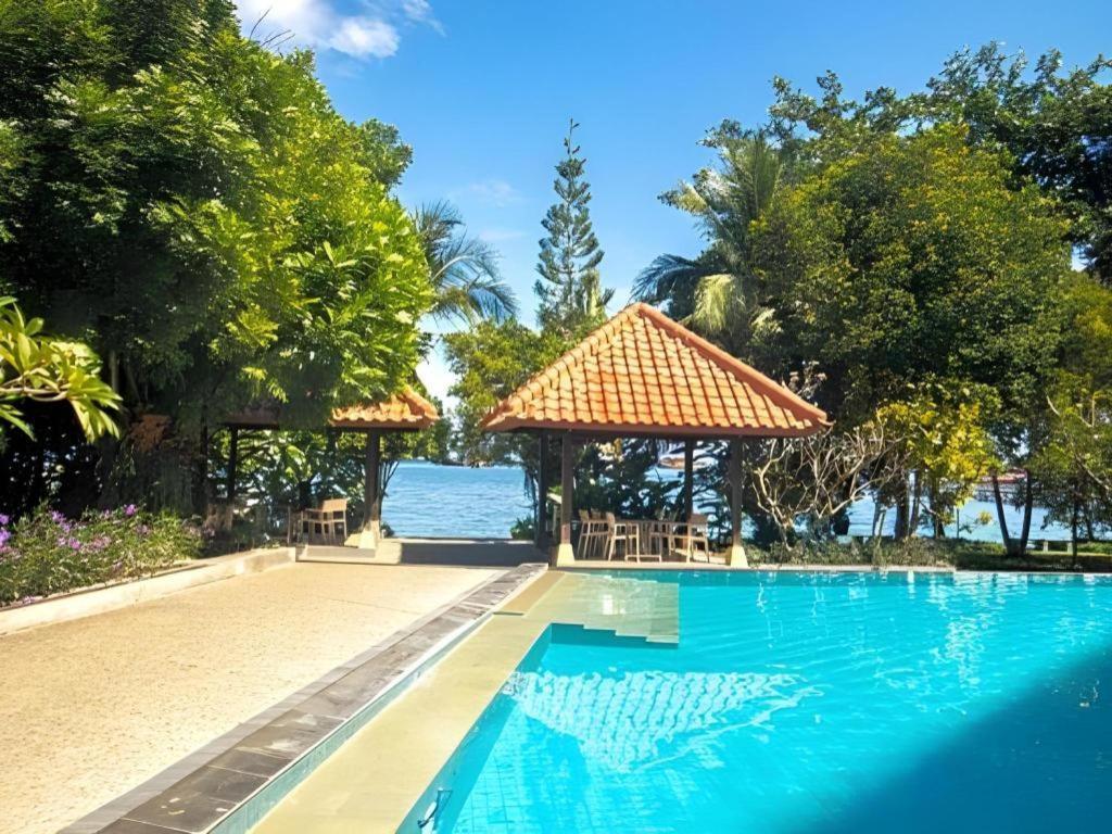 Laprima Hotel Labuan Bajo Zewnętrze zdjęcie